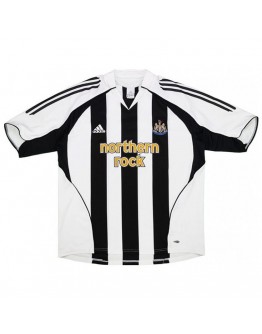 Retro Newcastle United Home Jersey 2005/06