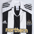 Retro Newcastle United Home Jersey 2005/06